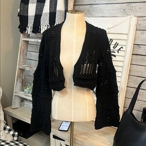 ZARA Elegant Black Open-Front Knit Shrug
